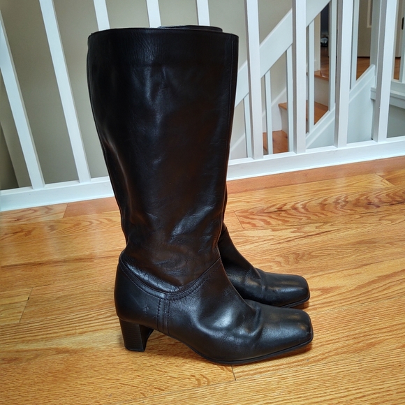 wide calf black leather boots size 10
